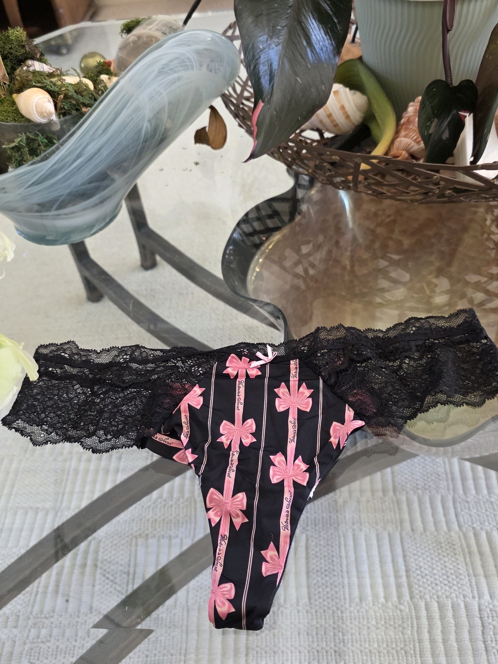 Victoria's Secret Dream Angels Thong/string Large Black/pink NWT